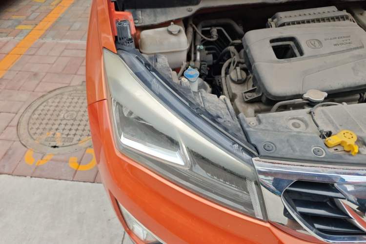 Used CHANGAN CS15 2016 1.5L Manual Fashion Edition Right Front Headlight