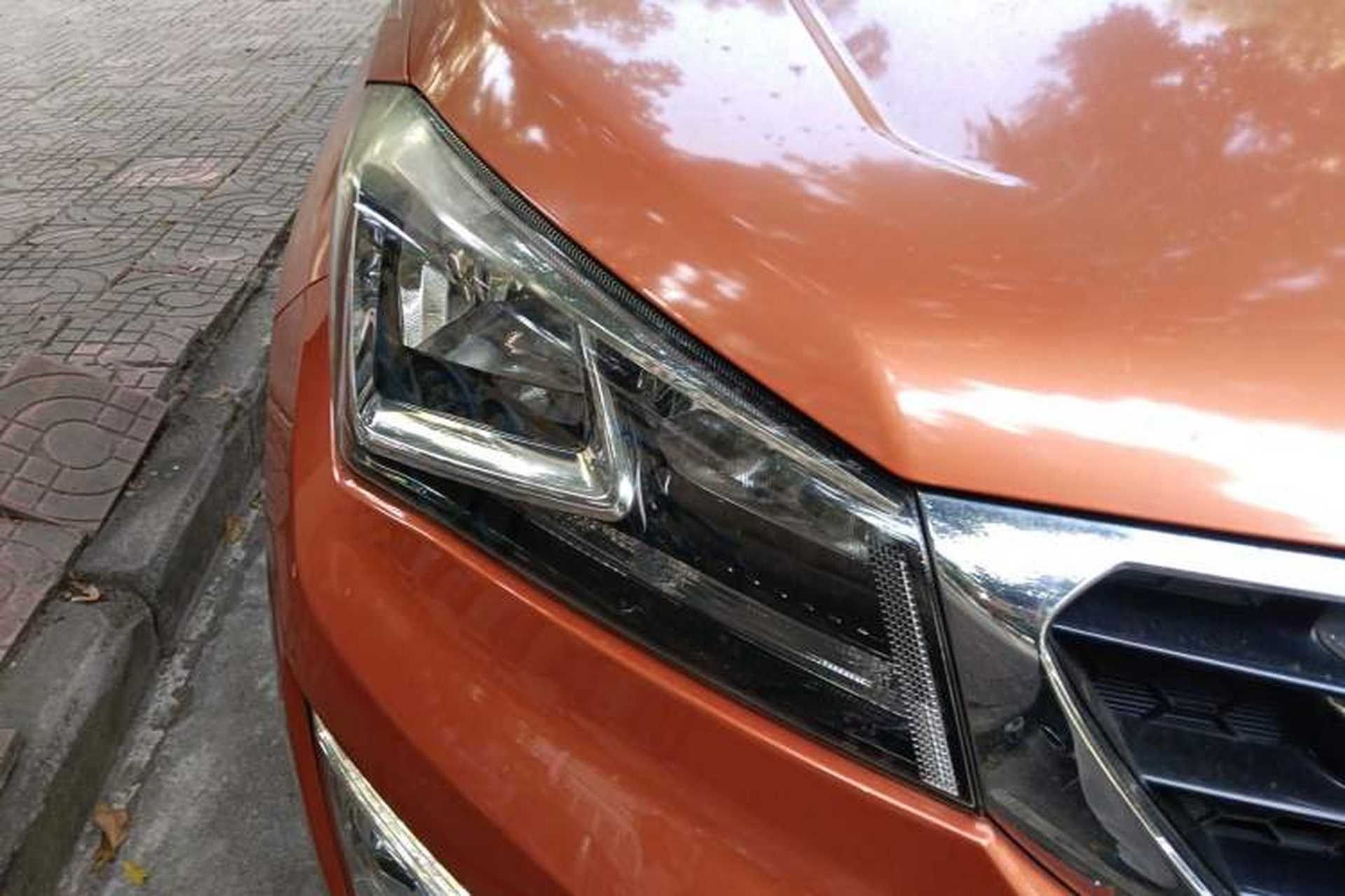 Used CHANGAN CS15 2016 1.5L Automatic Fashion Edition Right Front Headlight