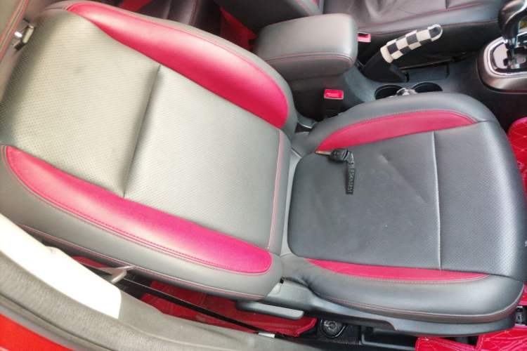 Used CHANGAN CS15 2016 1.5L Automatic Fashion Edition Right Front Seat