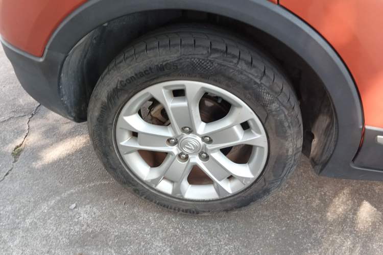 Used CHANGAN CS15 2016 1.5L Manual Luxury Edition Right Rear Wheel Hub