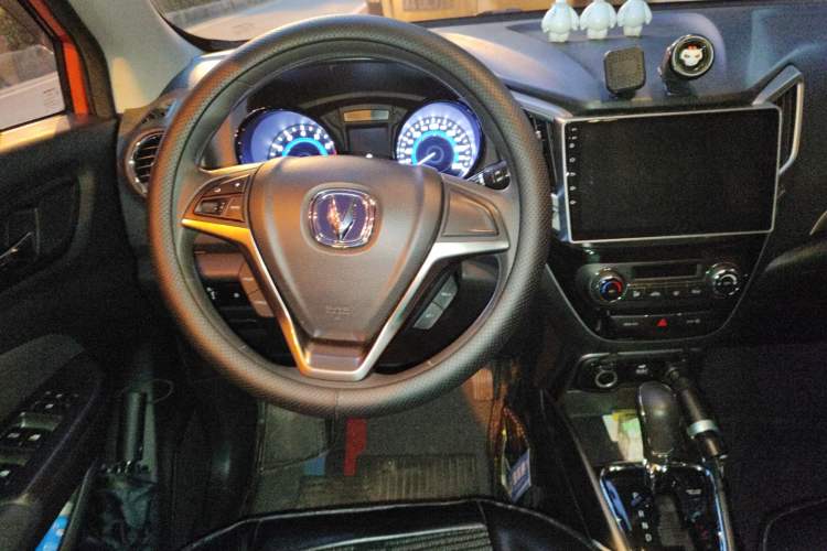Used CHANGAN CS15 2016 1.5L Automatic Fashion Edition Steering Wheel