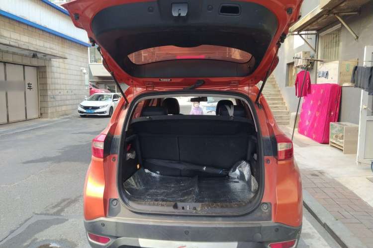 Used CHANGAN CS15 2016 1.5L Manual Fashion Edition Trunk
