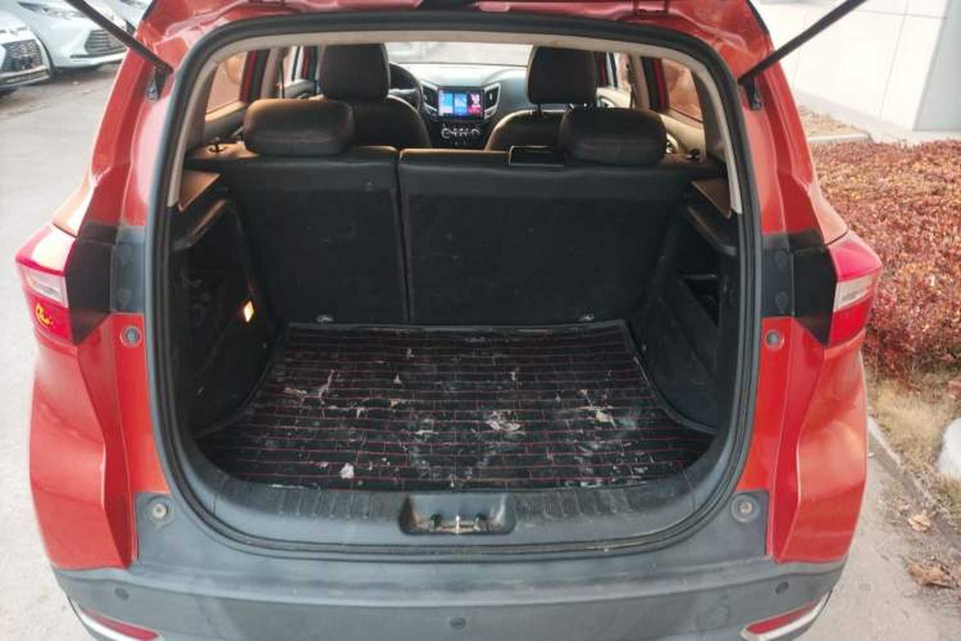 Used CHANGAN CS15 2016 1.5L Automatic Fashion Edition Trunk