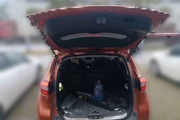Used CHANGAN CS15 2016 1.5L Manual Fashion Edition Trunk