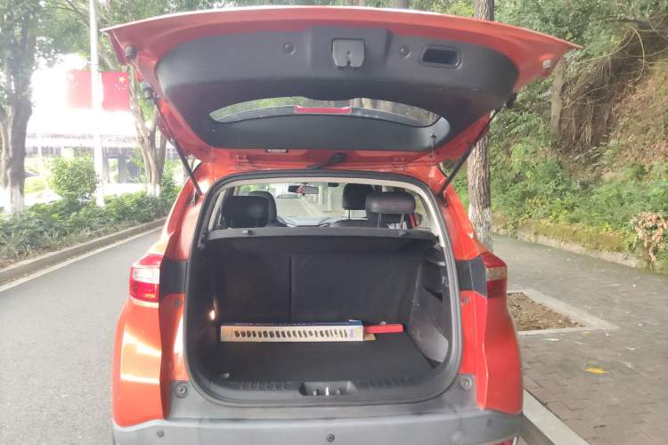 Used CHANGAN CS15 2016 1.5L Manual Fashion Edition Trunk