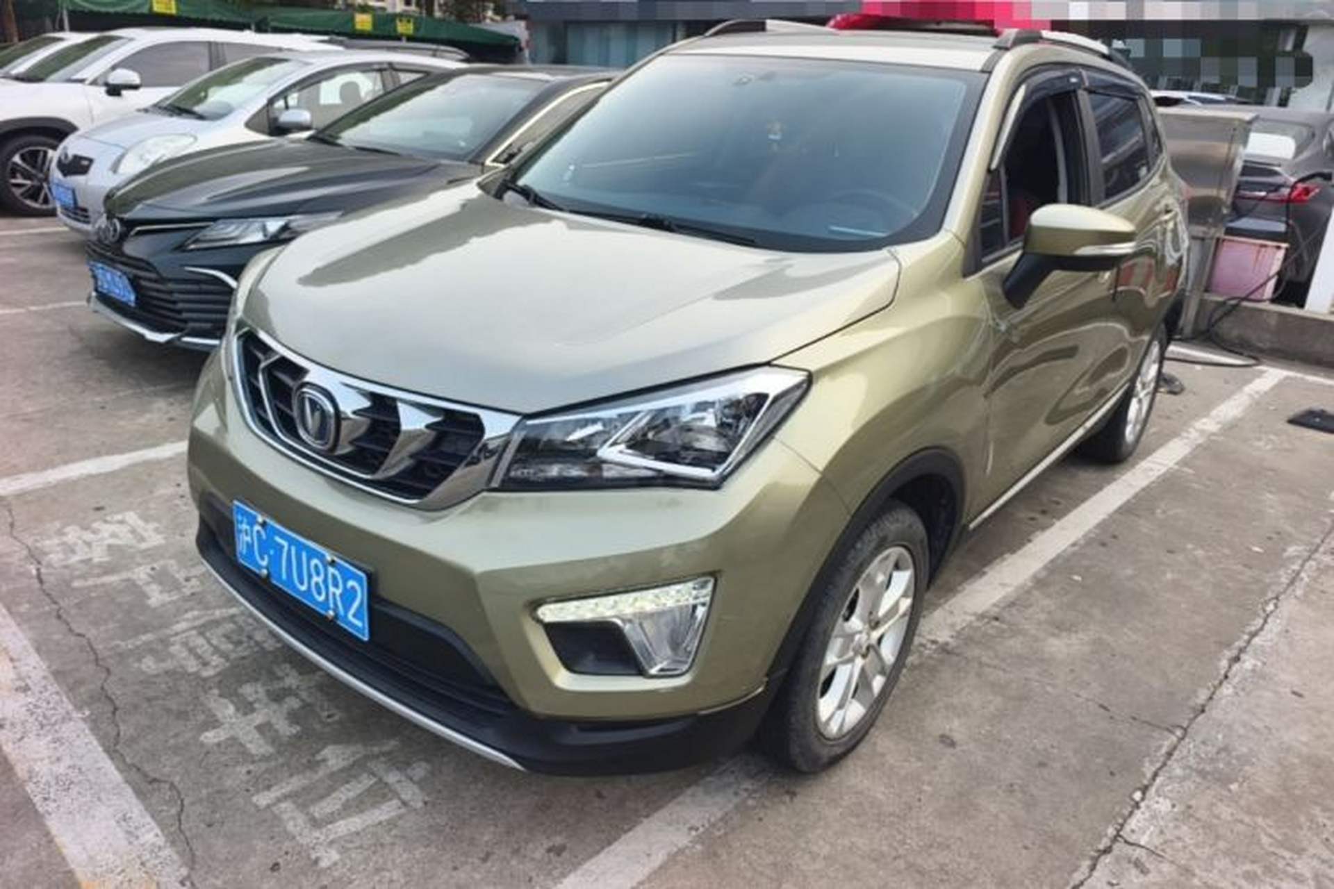 Used CHANGAN CS15 2016 1.5L Manual Luxury Edition Front Left 45 Deg