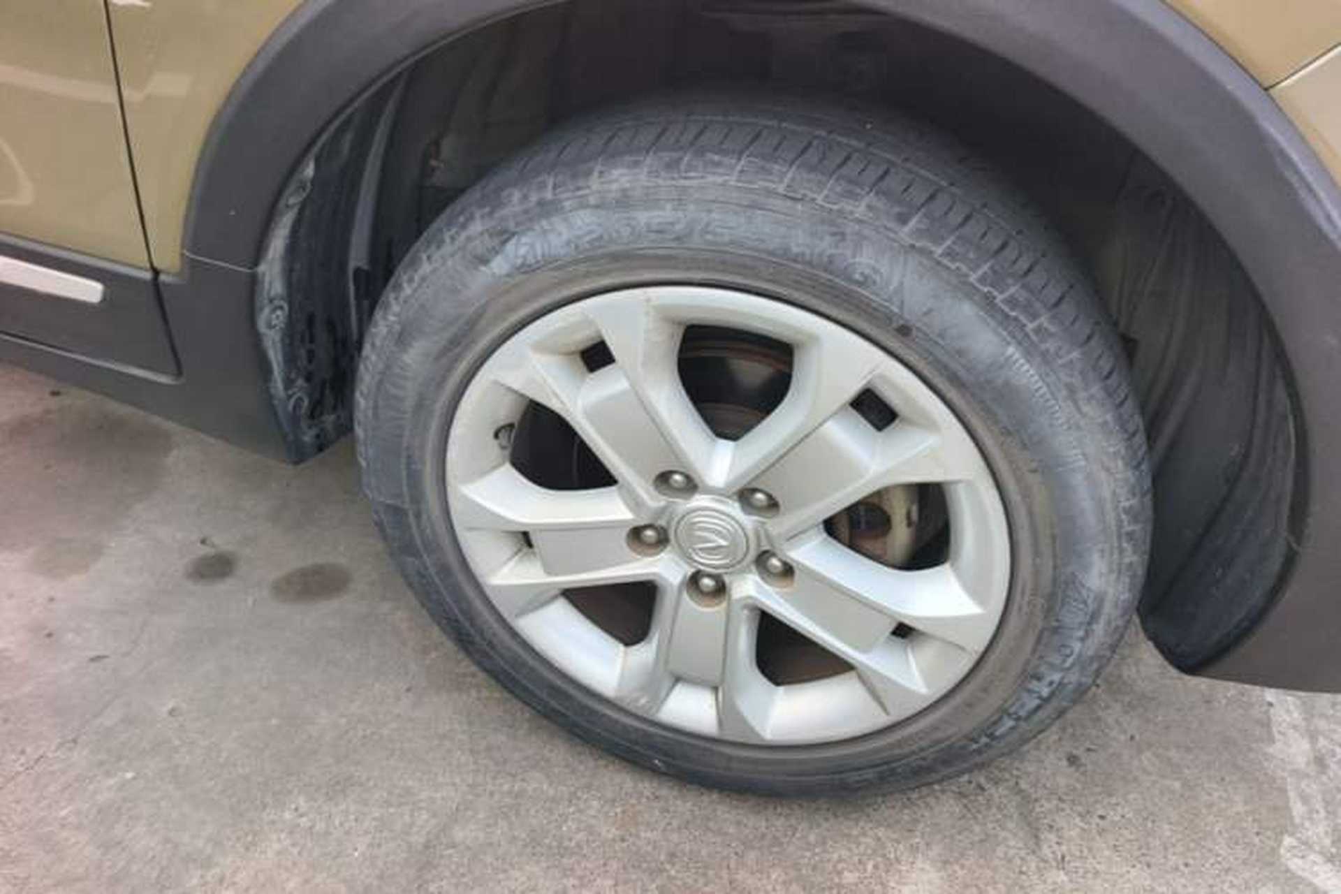 Used CHANGAN CS15 2016 1.5L Manual Luxury Edition Right Front Wheel Hub