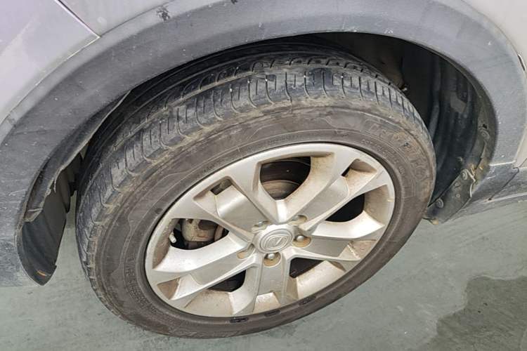 Used CHANGAN CS15 2016 1.5L Automatic Fashion Edition Exterior 4