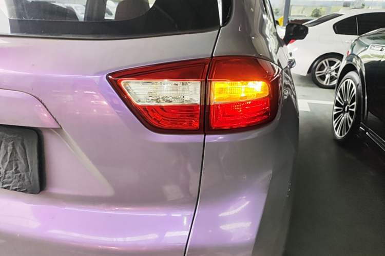 Used CHANGAN CS15 2016 1.5L Automatic Fashion Edition Right Rear Taillight
