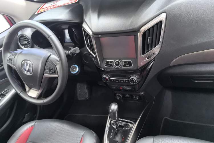 Used CHANGAN CS15 2016 1.5L Automatic Fashion Edition Audio And AC Panel