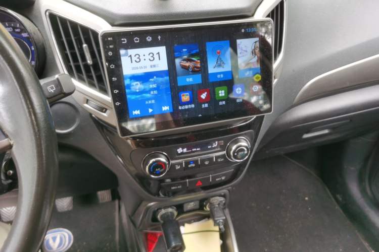Used CHANGAN CS15 2016 1.5L Manual Luxury Edition Audio And AC Panel