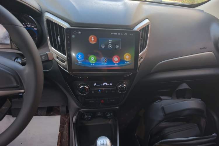 Used CHANGAN CS15 2016 1.5L Manual Fashion Edition Audio And AC Panel