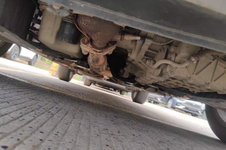 Used CHANGAN CS15 2016 1.5L Automatic Fashion Edition Chassis Front