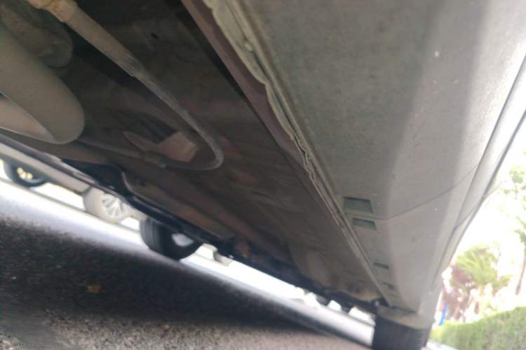 Used CHANGAN CS15 2016 1.5L Automatic Fashion Edition Chassis Rear Right