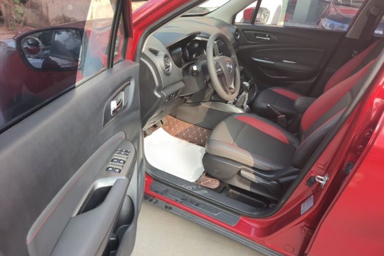 Used CHANGAN CS15 2016 1.5L Manual Fashion Edition Driver Seat