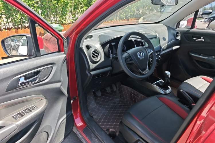 Used CHANGAN CS15 2016 1.5L Manual Fashion Edition Driver Seat