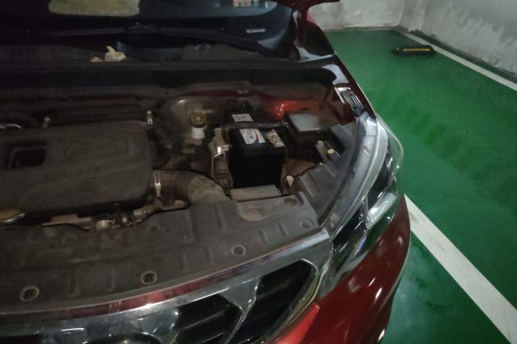 Used CHANGAN CS15 2016 1.5L Manual Fashion Edition Engine Bay Left
