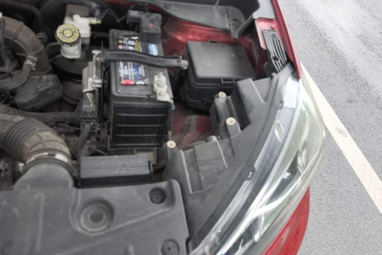 Used CHANGAN CS15 2016 1.5L Manual Fashion Edition Engine Bay Left
