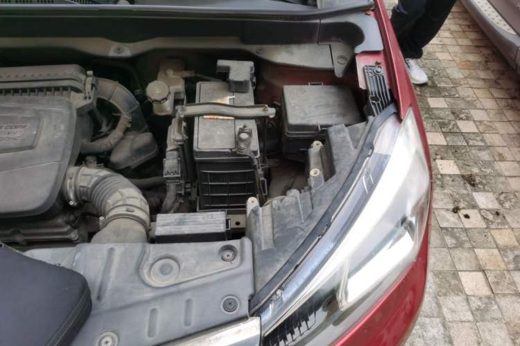 Used CHANGAN CS15 2016 1.5L Manual Luxury Edition Engine Bay Left
