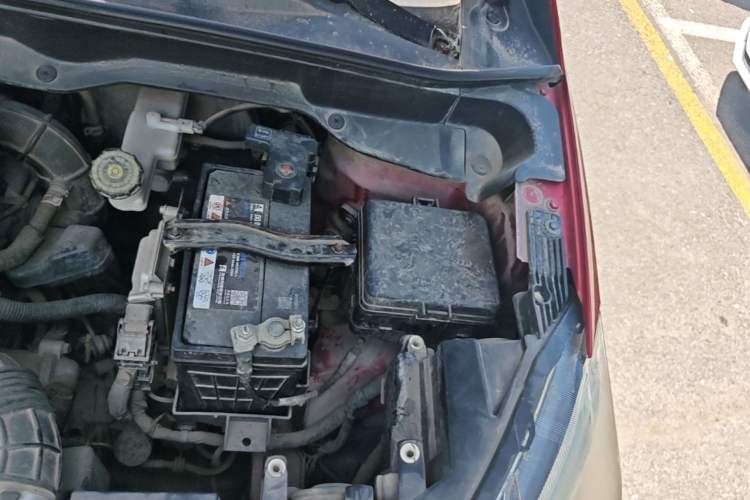 Used CHANGAN CS15 2016 1.5L Manual Fashion Edition Engine Bay Left
