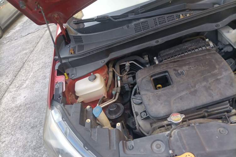 Used CHANGAN CS15 2016 1.5L Manual Fashion Edition Engine Bay Right
