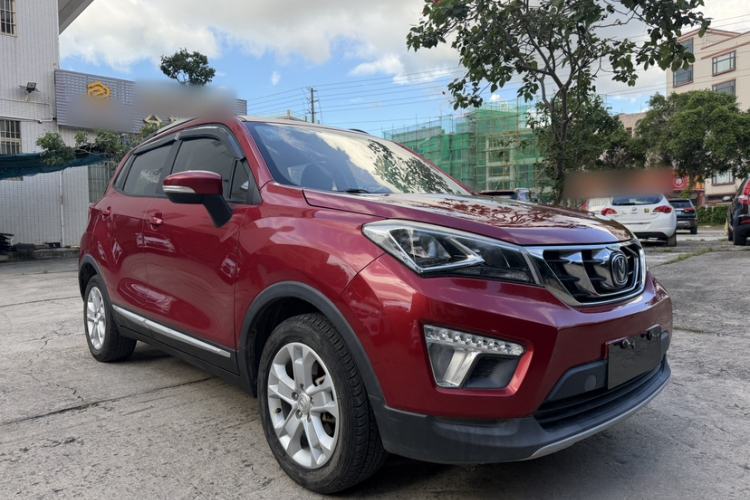 Used CHANGAN CS15 2016 1.5L Manual Fashion Edition Exterior 2