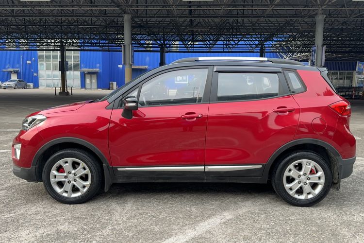Used CHANGAN CS15 2016 1.5L Automatic Luxury Edition Exterior 5