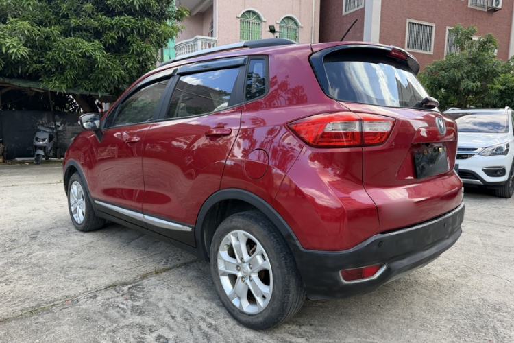 Used CHANGAN CS15 2016 1.5L Manual Fashion Edition Exterior 5