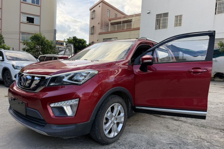 Used CHANGAN CS15 2016 1.5L Manual Fashion Edition Exterior 9