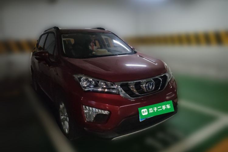 Used CHANGAN CS15 2016 1.5L Manual Fashion Edition Front Right 45 Deg