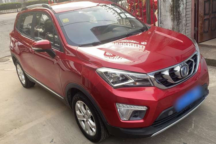 Used CHANGAN CS15 2016 1.5L Manual Luxury Edition Front Right 45 Deg