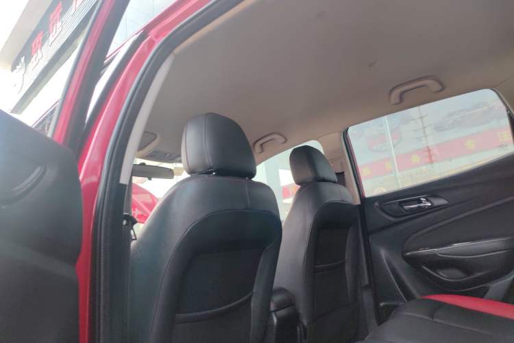 Used CHANGAN CS15 2016 1.5L Automatic Luxury Edition Headliner