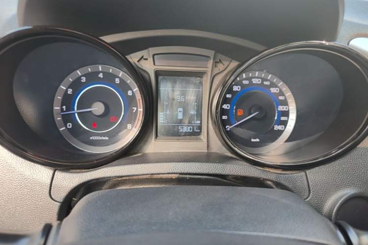 Used CHANGAN CS15 2016 1.5L Manual Fashion Edition Instrument Cluster