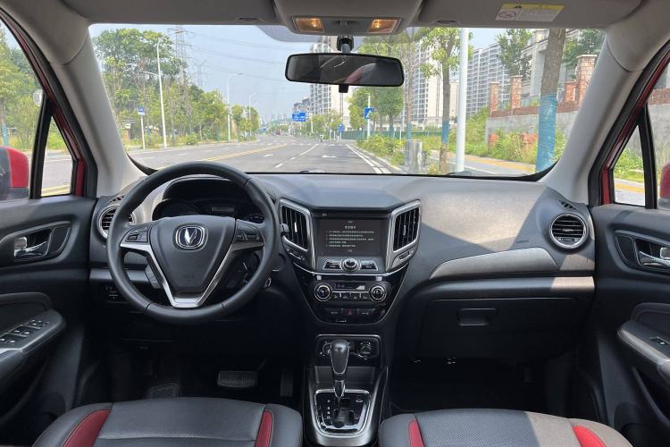 Used CHANGAN CS15 2016 1.5L Automatic Fashion Edition Interior 1