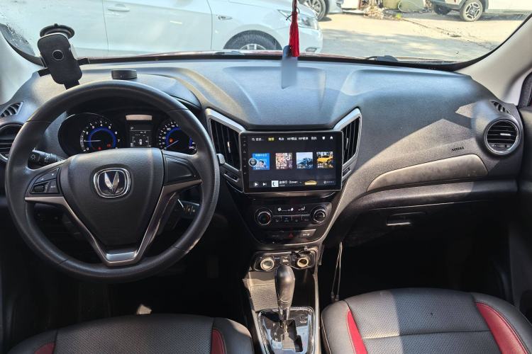 Used CHANGAN CS15 2016 1.5L Automatic Fashion Edition Interior 1