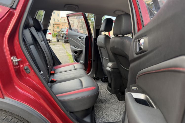 Used CHANGAN CS15 2016 1.5L Manual Fashion Edition Interior 1