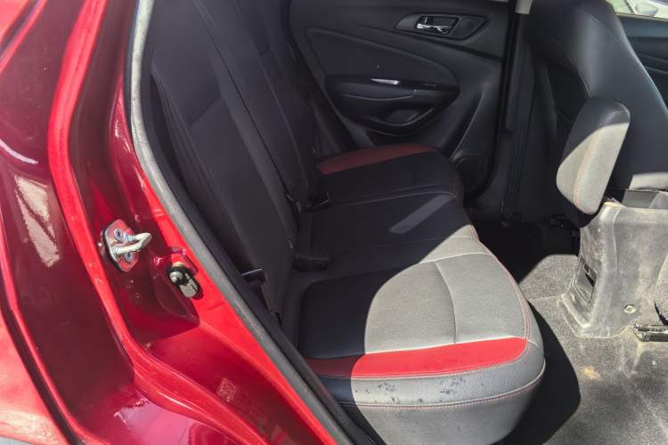 Used CHANGAN CS15 2016 1.5L Automatic Fashion Edition Interior 10