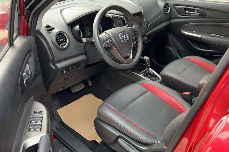 Used CHANGAN CS15 2016 1.5L Automatic Luxury Edition Interior 2