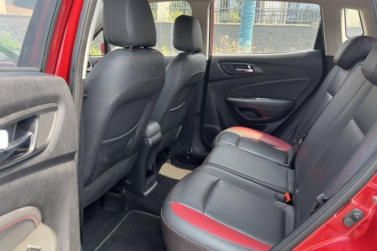 Used CHANGAN CS15 2016 1.5L Automatic Fashion Edition Interior 3