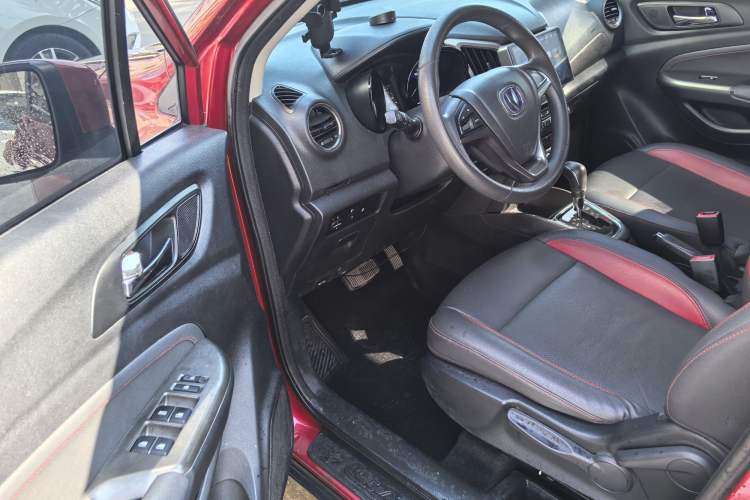 Used CHANGAN CS15 2016 1.5L Automatic Fashion Edition Interior 7