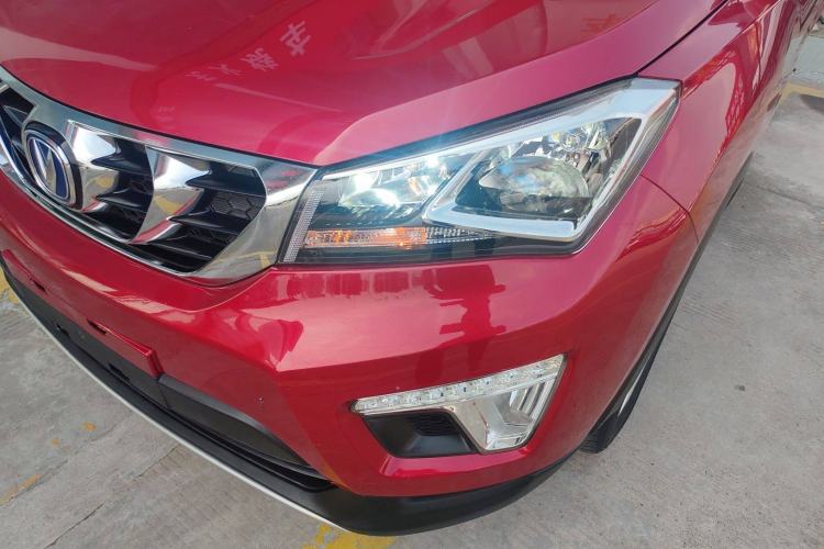 Used CHANGAN CS15 2016 1.5L Automatic Luxury Edition Left Front Headlight