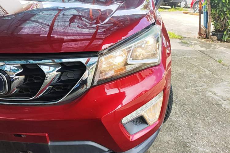 Used CHANGAN CS15 2016 1.5L Manual Fashion Edition Left Front Headlight