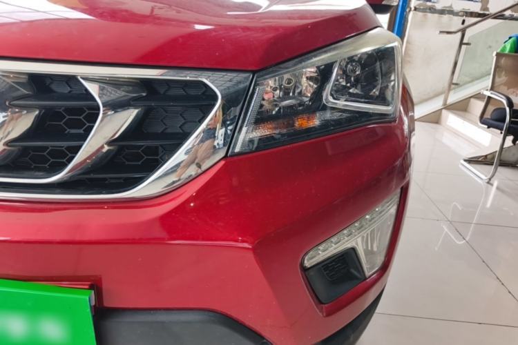 Used CHANGAN CS15 2016 1.5L Manual Fashion Edition Left Front Headlight