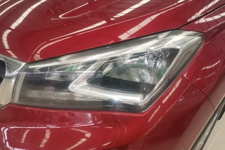 Used CHANGAN CS15 2016 1.5L Manual Fashion Edition Left Front Headlight