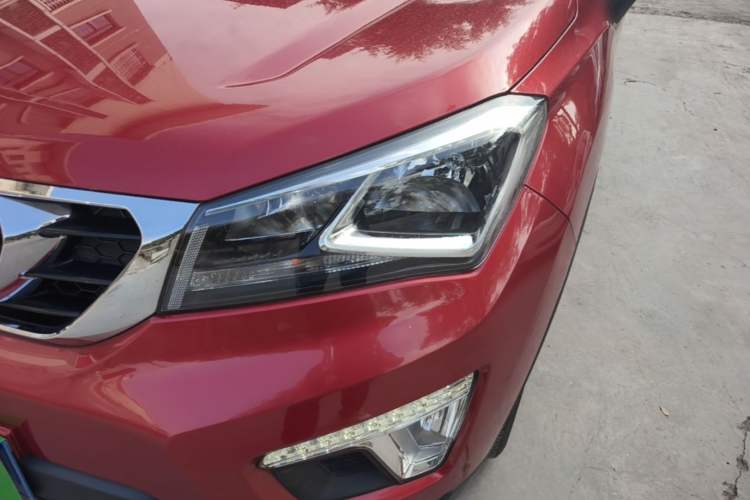 Used CHANGAN CS15 2016 1.5L Manual Fashion Edition Left Front Headlight