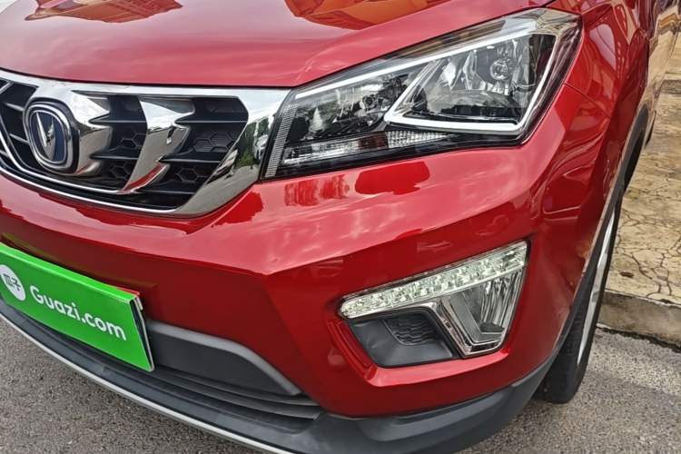 Used CHANGAN CS15 2016 1.5L Automatic Fashion Edition Left Front Headlight