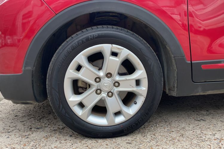 Used CHANGAN CS15 2016 1.5L Manual Luxury Edition Left Front Wheel Hub