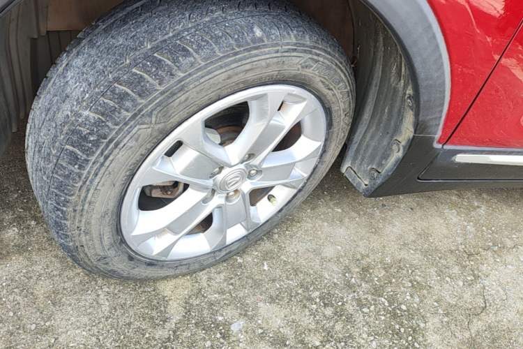 Used CHANGAN CS15 2016 1.5L Manual Fashion Edition Left Front Wheel Hub
