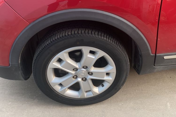 Used CHANGAN CS15 2016 1.5L Manual Luxury Edition Left Front Wheel Hub