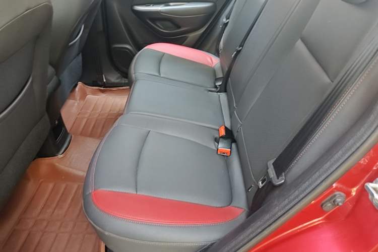 Used CHANGAN CS15 2016 1.5L Manual Luxury Edition Left Rear Seat